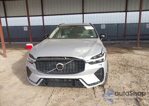 2024 Volvo Xc60 B5 Plus Dark Theme z USA, uszkodzony, nr VIN YV4L12RL0R1841209